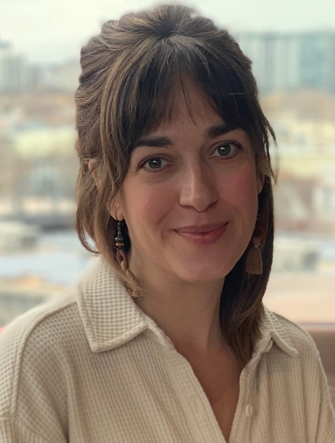 Jennifer Seibert Headshot